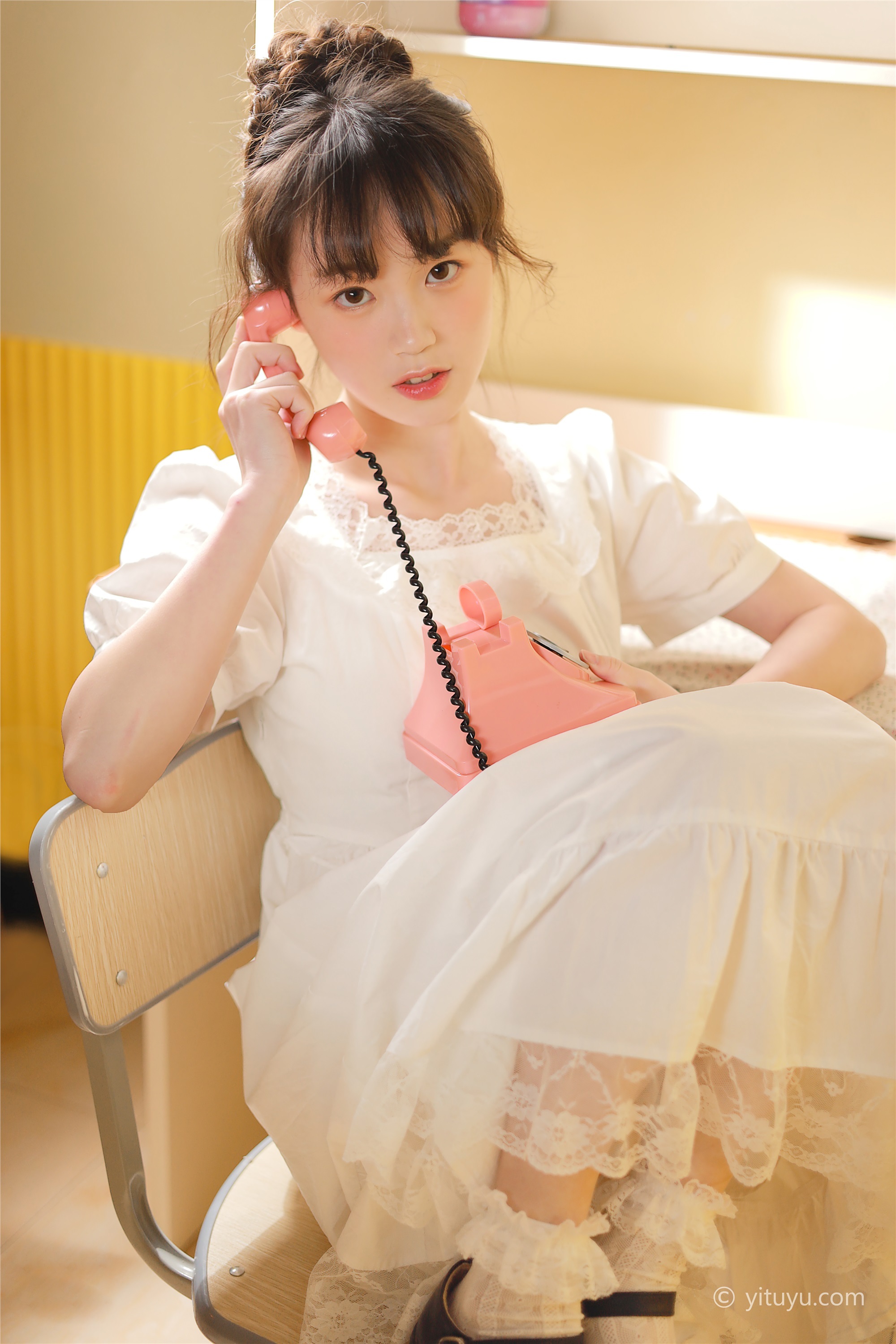 YITUYU 艺图语 2021.04.23 放学后 柚子